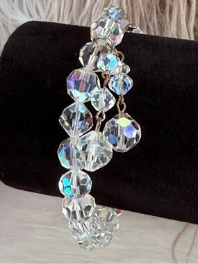 Faceted Clear Bead Dangle Bracelet Silver Tone